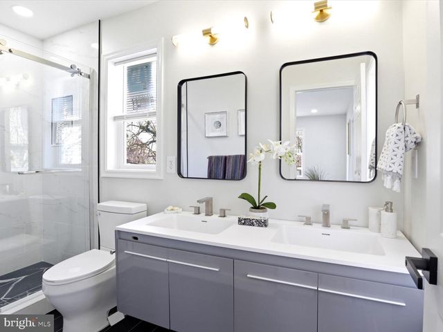 3127 G ST SE, Washington, DC 20019