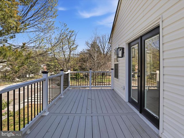 3127 G ST SE, Washington, DC 20019