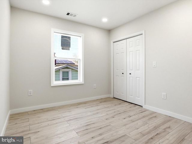 3127 G ST SE, Washington, DC 20019