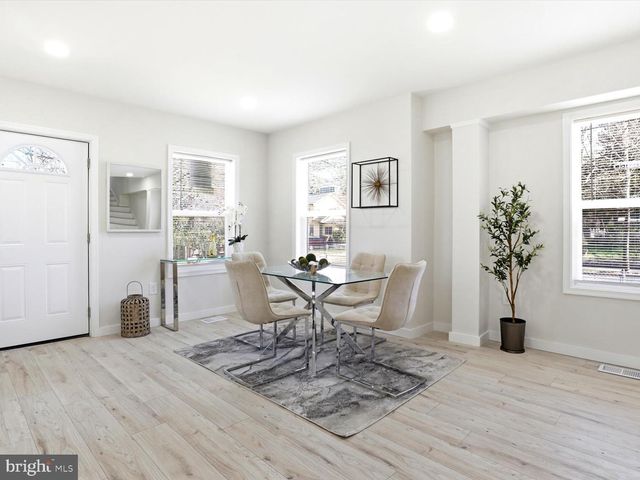 3127 G ST SE, Washington, DC 20019