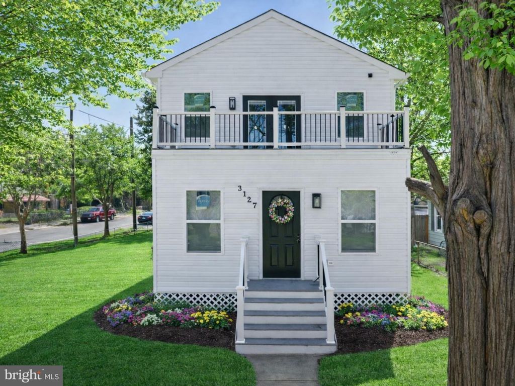 3127 G ST SE, Washington, DC 20019