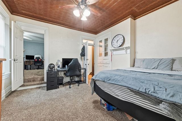 110 S 13th St, South Side, PA 15203