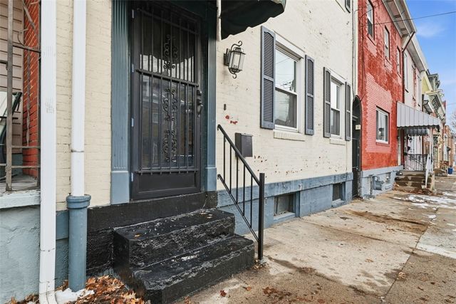 110 S 13th St, South Side, PA 15203