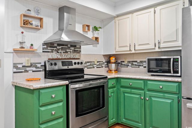 4384 Superior Circle, Little River, SC 29566