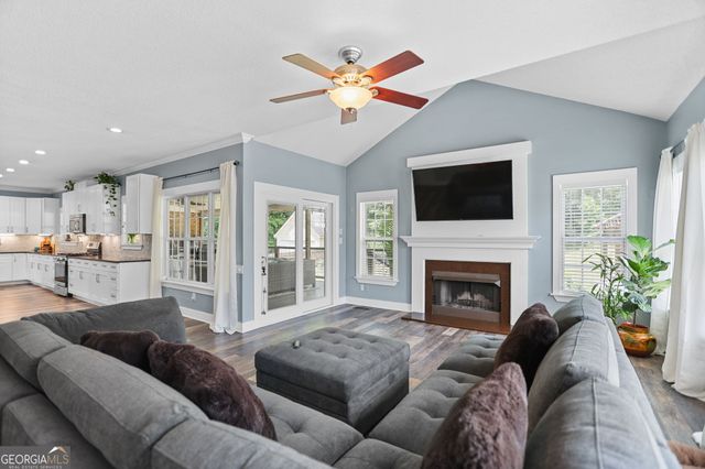 190 Chesterfield Drive, Newnan, GA 30265