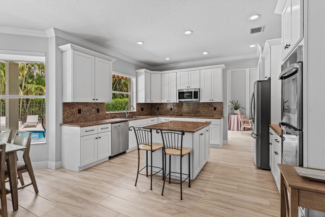 19453 Estuary Drive, Boca Raton, FL 33498