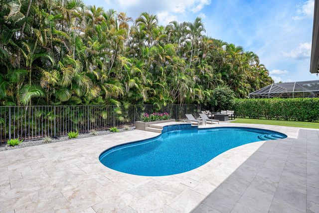19453 Estuary Drive, Boca Raton, FL 33498
