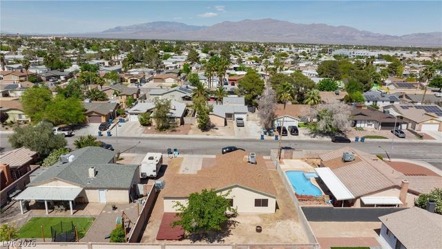 6509 Ouida Way, Las Vegas, NV 89108