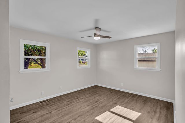 138 Butler St, Shelbyville, TN 37160