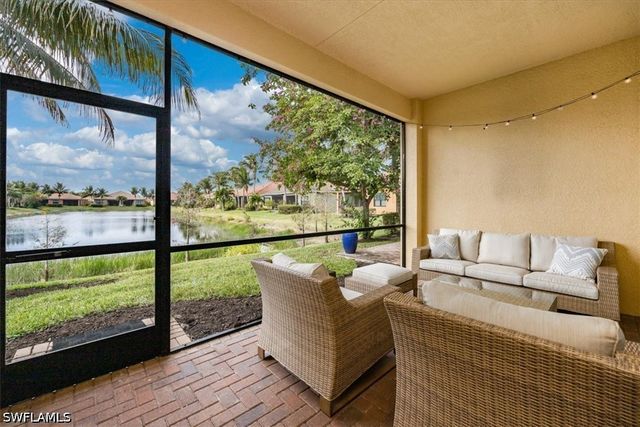13553 Coronado DR, Naples, FL 34109