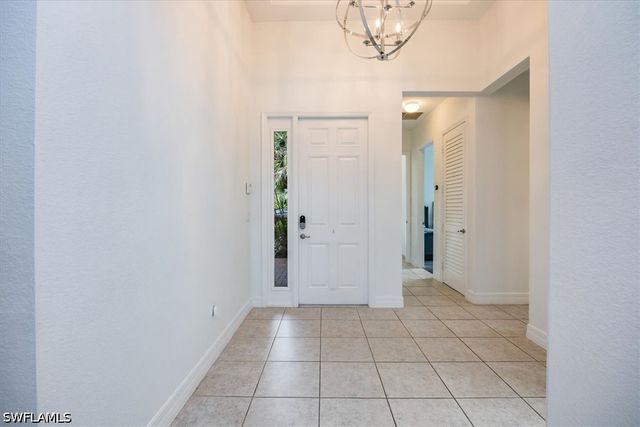 13553 Coronado DR, Naples, FL 34109