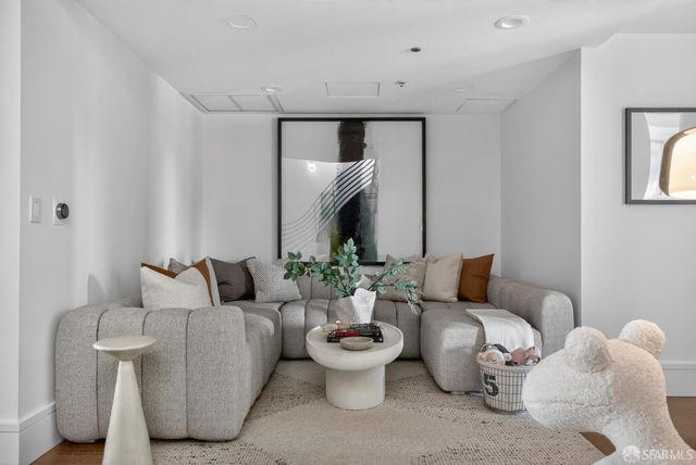 1 South Park Street 411, San Francisco, CA 94107