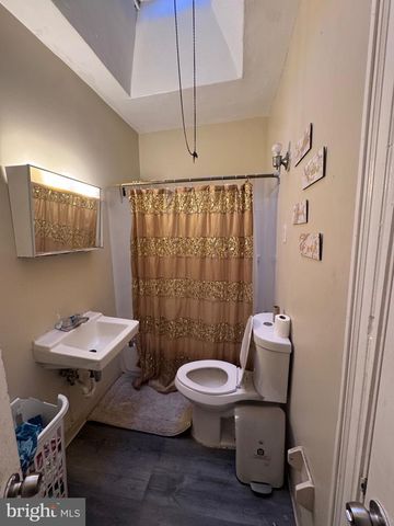 2013 S BONSALL ST, Philadelphia, PA 19145