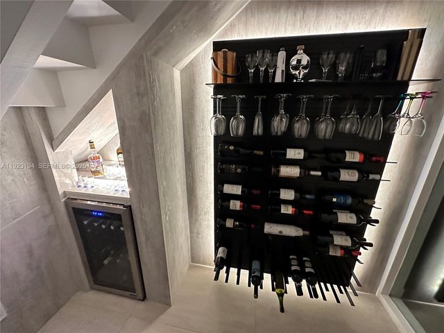 3757 NE 208 Te, Aventura, FL 33180