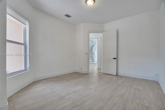 3757 NE 208 Te, Aventura, FL 33180