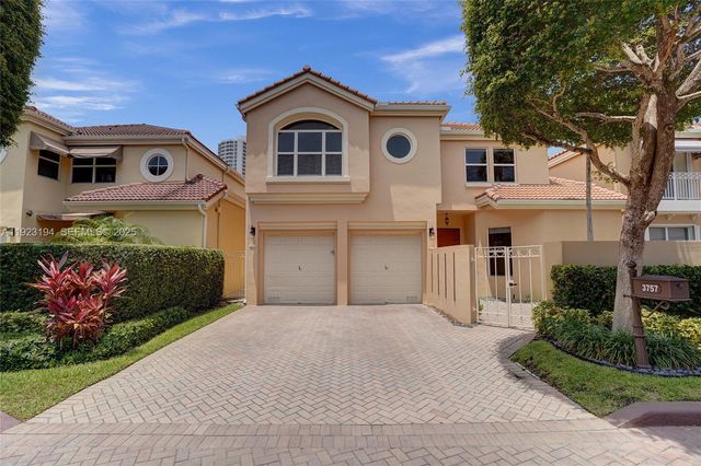 3757 NE 208 Te, Aventura, FL 33180