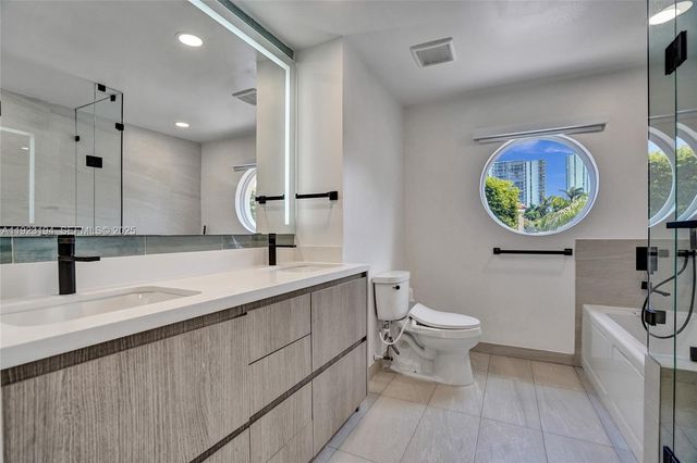 3757 NE 208 Te, Aventura, FL 33180