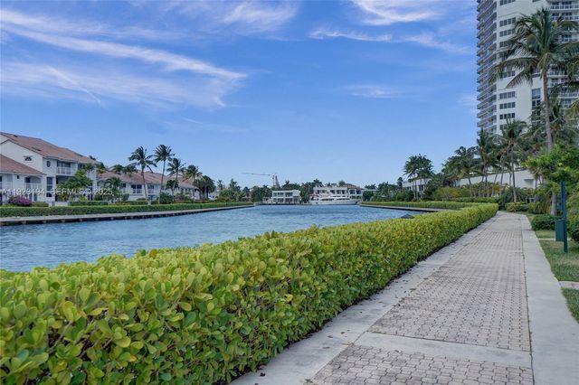 3757 NE 208 Te, Aventura, FL 33180