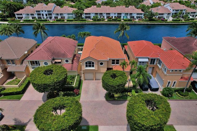 3757 NE 208 Te, Aventura, FL 33180