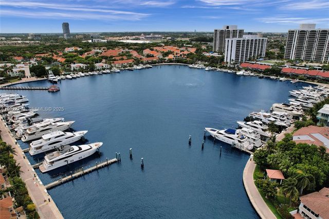 3757 NE 208 Te, Aventura, FL 33180