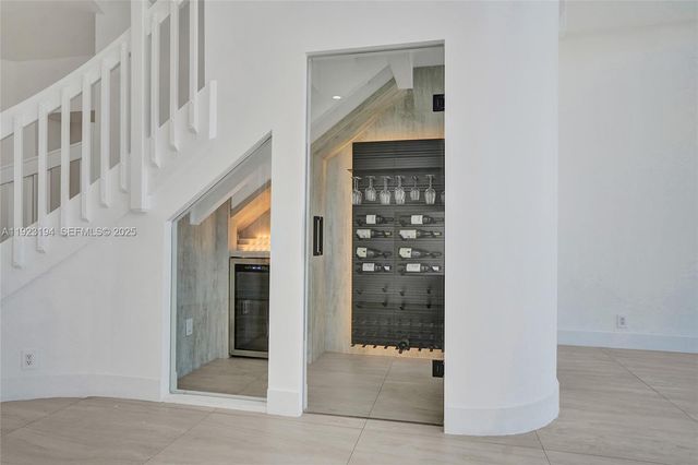 3757 NE 208 Te, Aventura, FL 33180