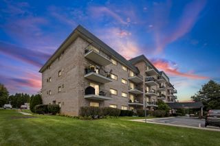 1000 S LORRAINE Road 110, Wheaton, IL 60189