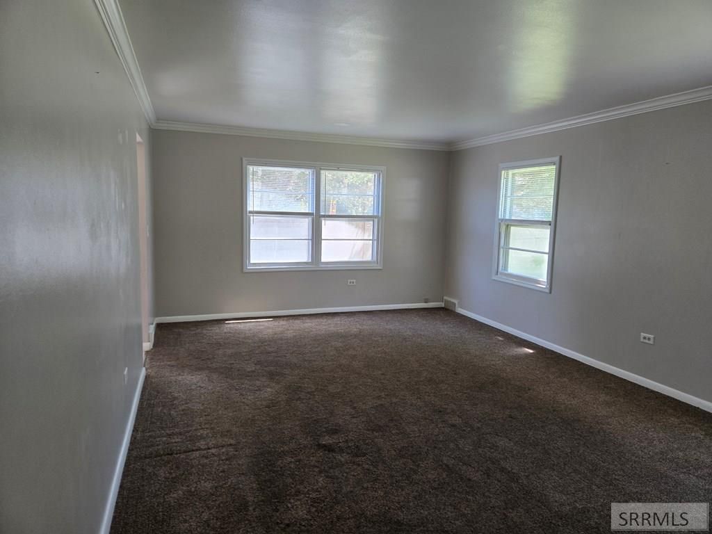Image 10 of property listing at 542 E 1st N, St Anthony, ID 83445