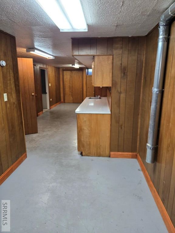 Image 20 of property listing at 542 E 1st N, St Anthony, ID 83445