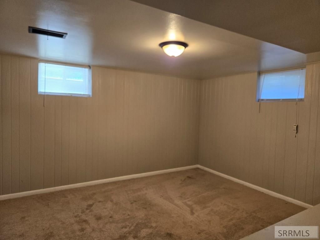 Image 24 of property listing at 542 E 1st N, St Anthony, ID 83445