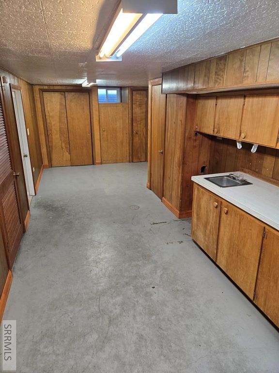 Image 26 of property listing at 542 E 1st N, St Anthony, ID 83445