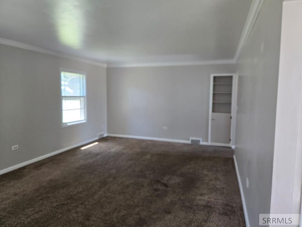 Image 9 of property listing at 542 E 1st N, St Anthony, ID 83445
