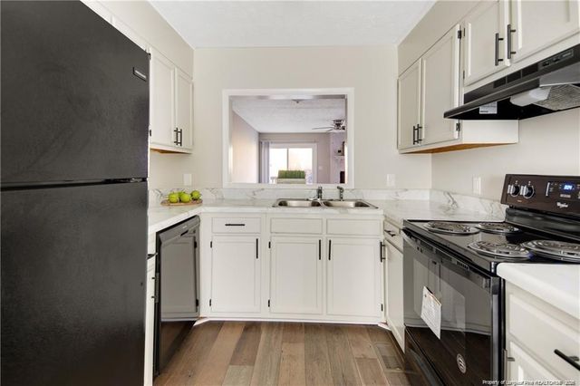 5940 Laguna Drive, Fayetteville, NC 28314