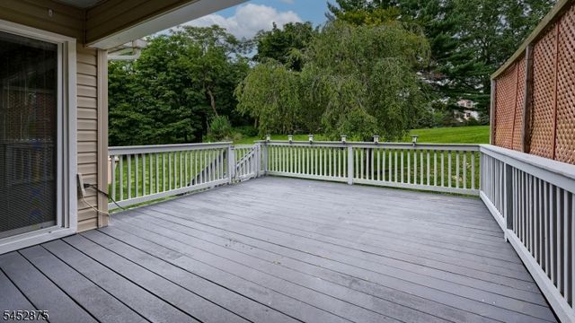 42 Bowfell Ct, Wayne Twp., NJ 07470