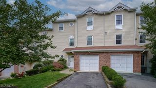 42 Bowfell Ct, Wayne Twp., NJ 07470
