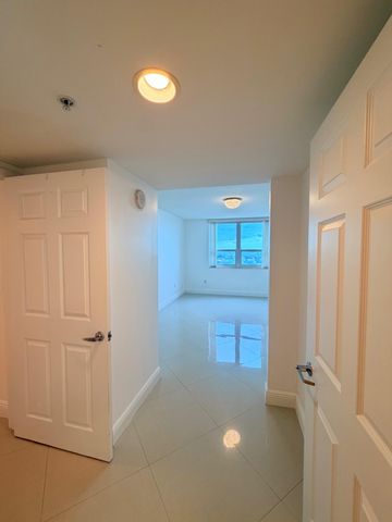 3232 Coral Way 1601, Miami, FL 33145