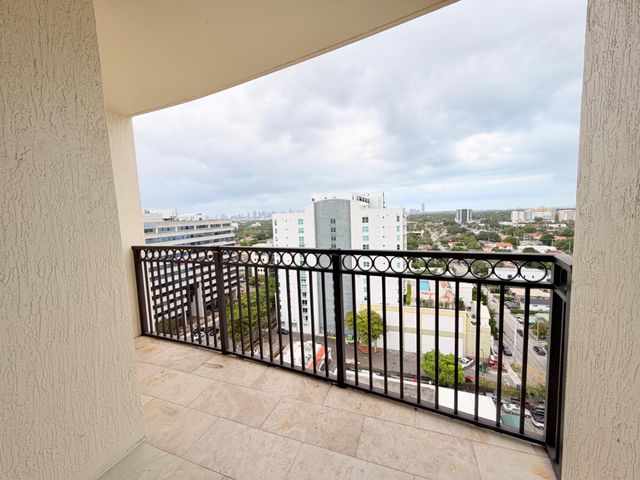3232 Coral Way 1601, Miami, FL 33145