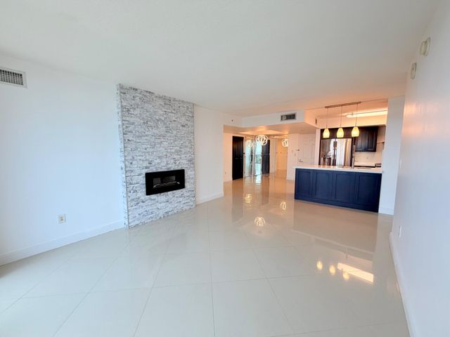 3232 Coral Way 1601, Miami, FL 33145
