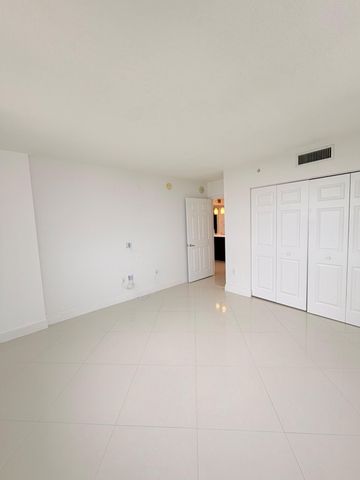 3232 Coral Way 1601, Miami, FL 33145