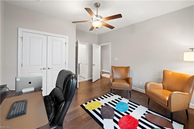 133 Creekfront LN, Suffolk, VA 23435