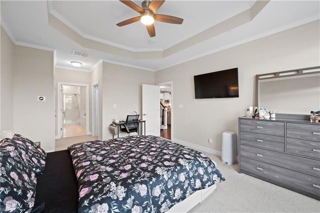133 Creekfront LN, Suffolk, VA 23435