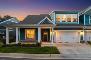 133 Creekfront LN, Suffolk, VA 23435