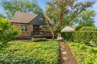 1417 College Avenue, Wheaton, IL 60187