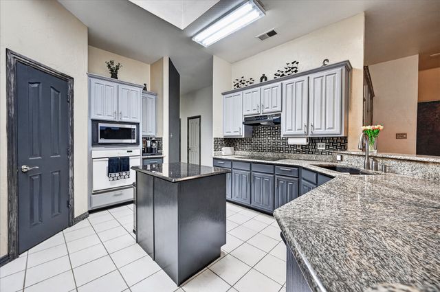 6001 Rock Cove, Flower Mound, TX 75028