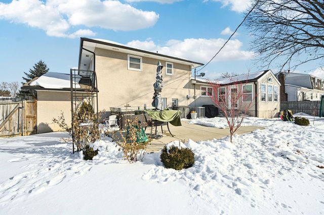 6187 Barberry Hollow, Columbus, OH 43213