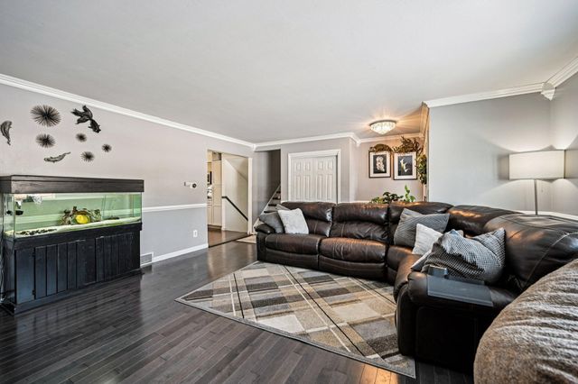 6187 Barberry Hollow, Columbus, OH 43213