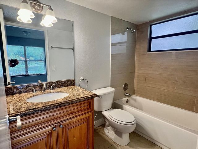 1477 Lake Crystal Dr F, West Palm Beach, FL 33411