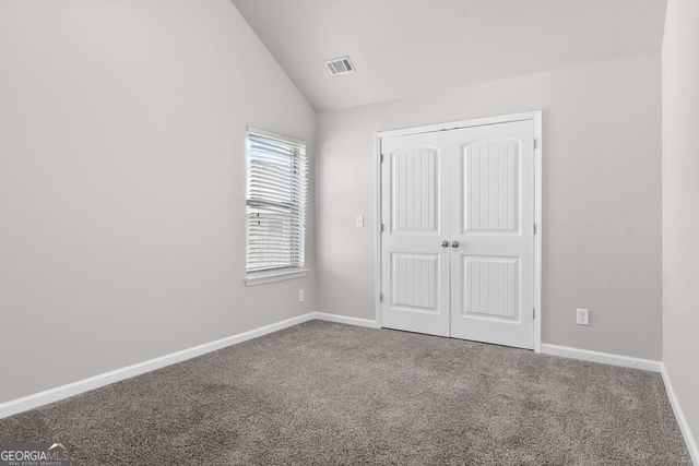 419 Live Oak Pass, Loganville, GA 30052
