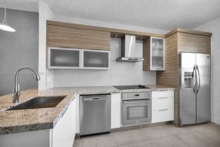 5670 NW 116th Avenue 222, Doral, FL 33178