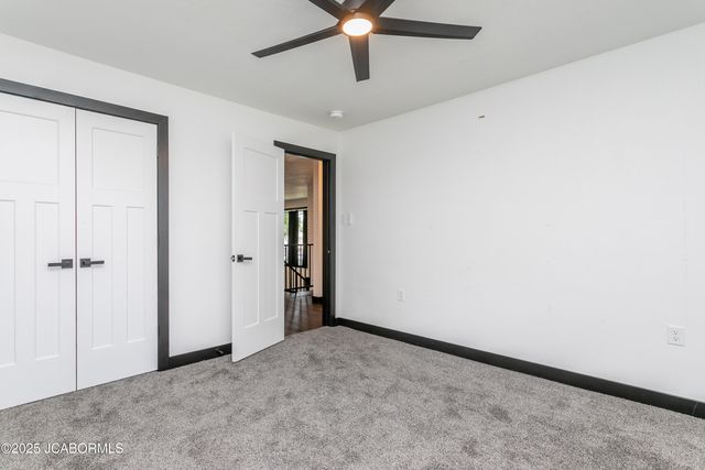 2901 KENBORG, Jefferson City, MO 65109