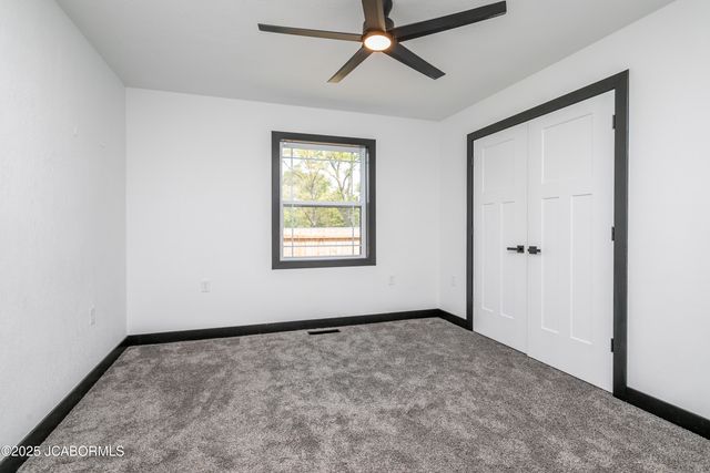 2901 KENBORG, Jefferson City, MO 65109